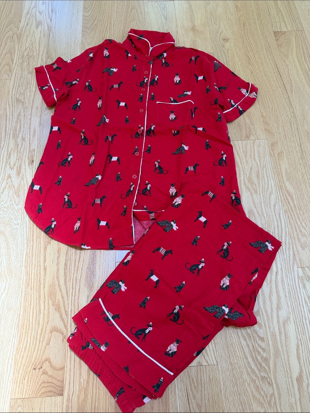 Loft red Dog print sleepwear set S/M. - Picture 3 of 13
